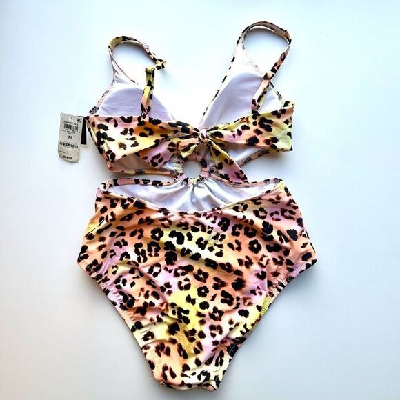 NWT Bar III Women's Animal-Print O-Ring Monokini Swimsuit.  Size M - Picture 5 of 8